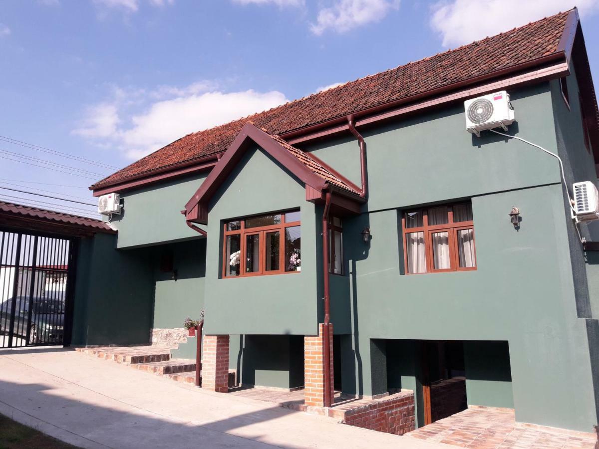Oravitza Inn Oravita Exterior foto